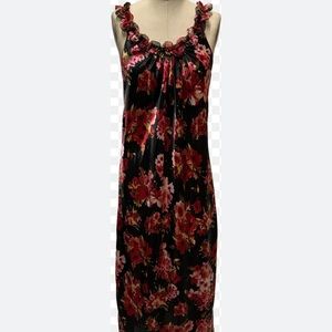 Oscar Dr la Renta floral print satin feeling night gown/ dress. 

P